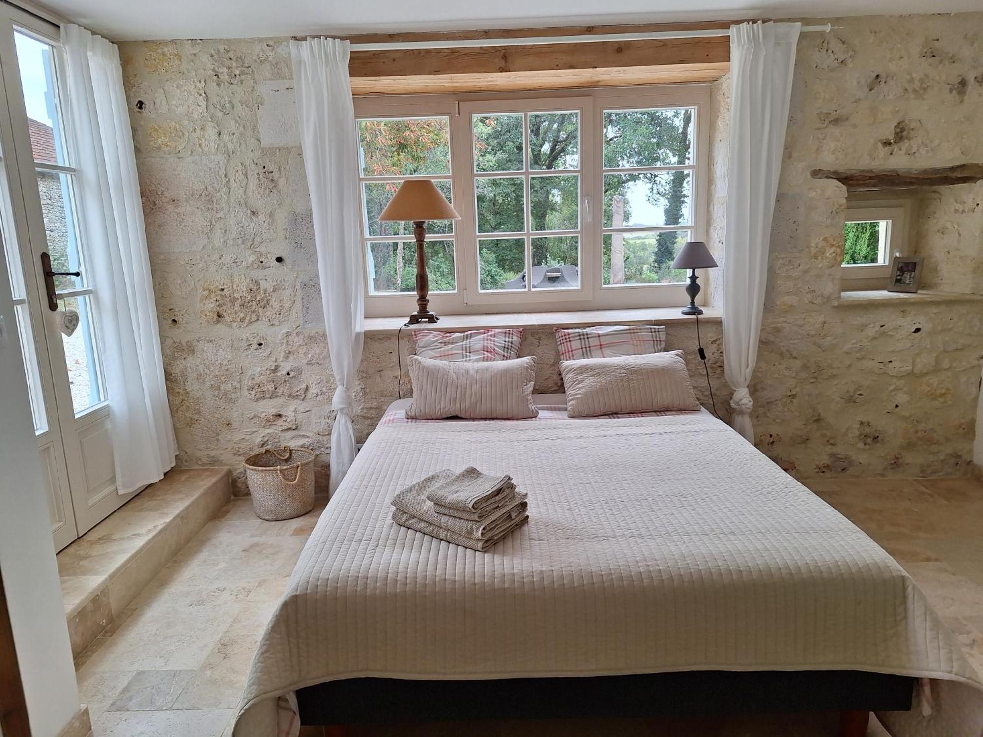 Montaigu-de-Quercy La Nouvelle Vie En Quercy Bed & Breakfast エクステリア 写真